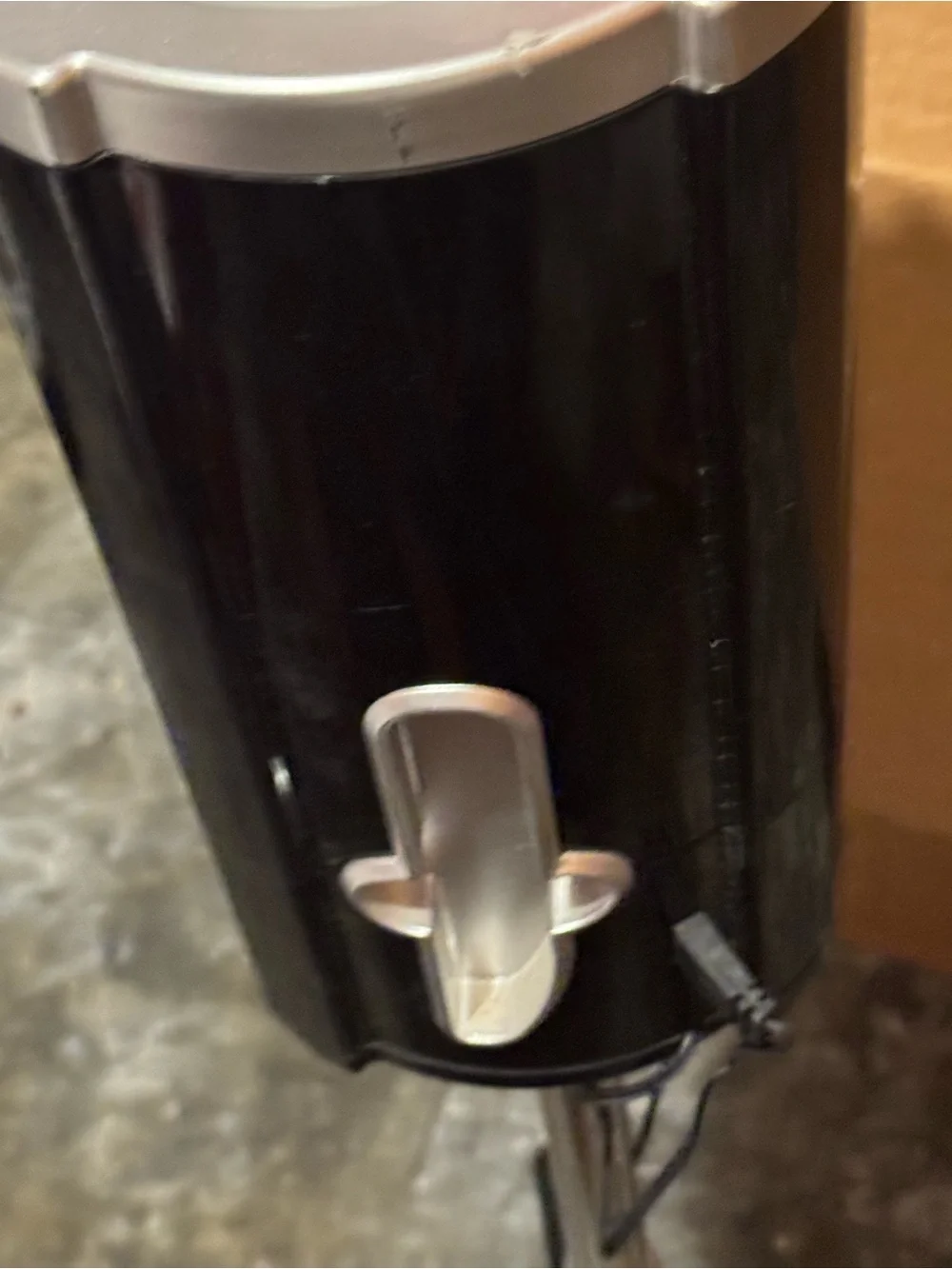 Wine Enthusiast Wine Bottle Chiller- with Stand Up Electric Bottle Chiller